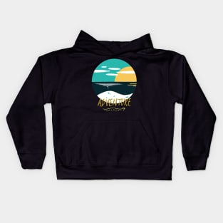 Beach summertime Adventure Explore the world travel lover palm tree sun Kids Hoodie